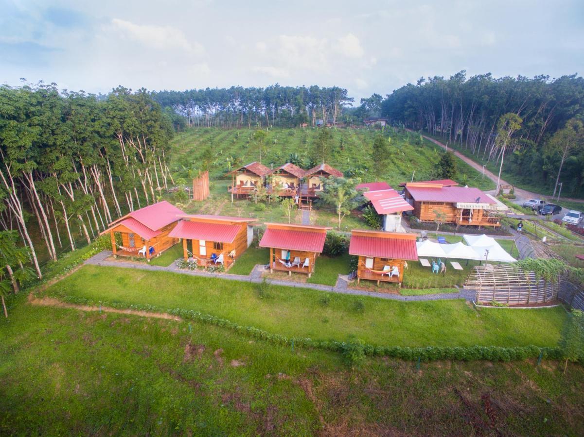 Bansuanphutarn Hotel Ban Pha Saeng Lang Exterior photo